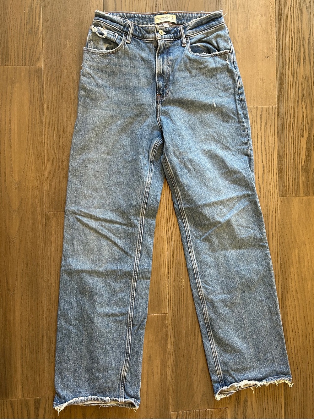 Abercrombie Curve Love High Rise 90s Relaxed Jean